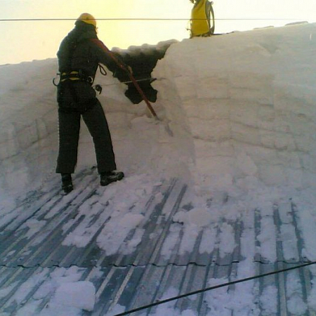Уборка снега цена в Оренбурге